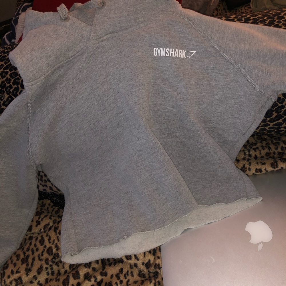 Gymshark diy cropped hoodie